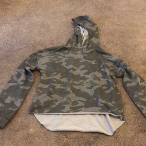 crop top hoodie